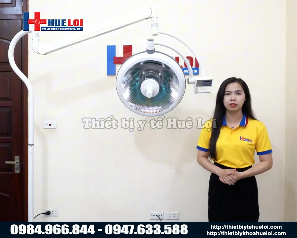 Đèn phẫu thuật halogen dạng di động