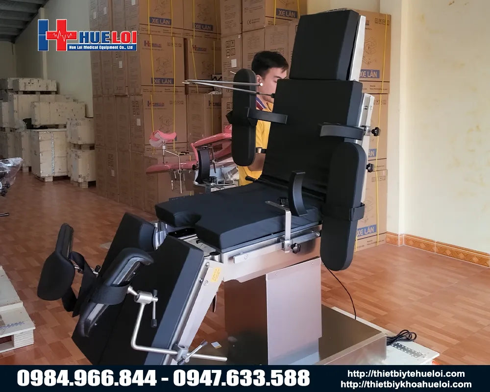 B&agrave;n mổ điện 6 chức năng