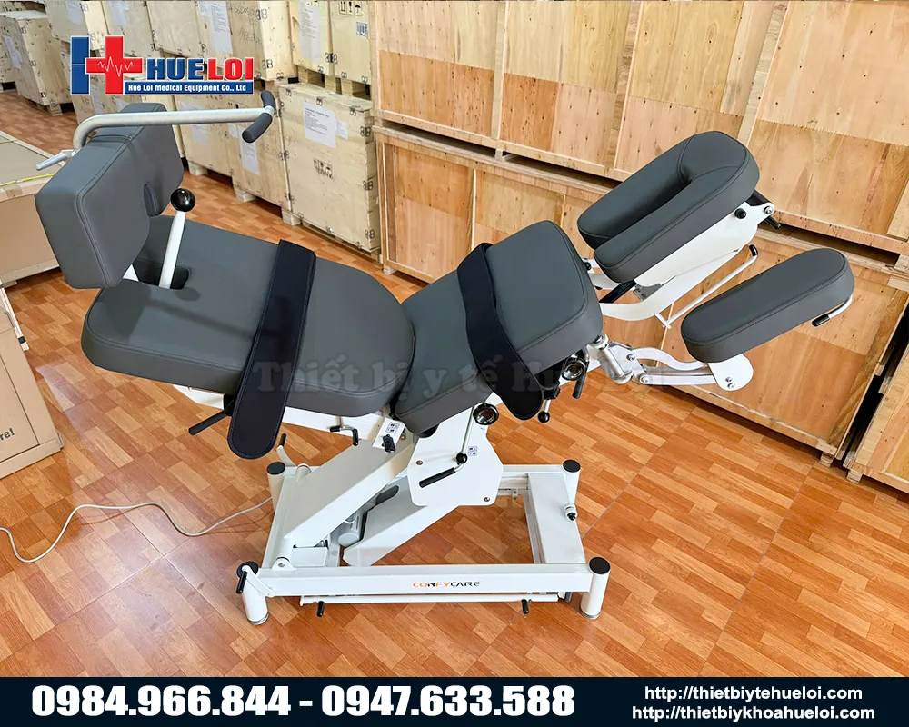 T&iacute;nh năng gập lưng của b&agrave;n trị liệu cột sống to&agrave;n th&acirc;n EL07