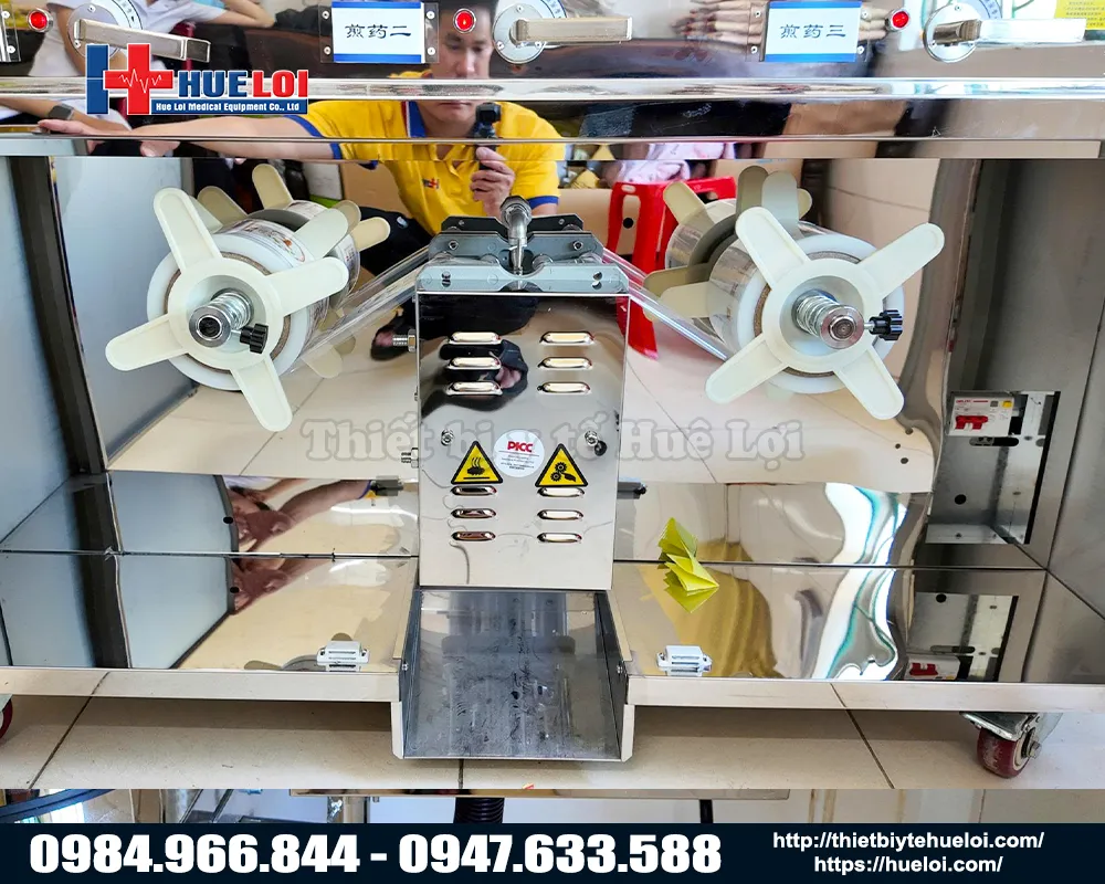 Vị tr&iacute; lắp đặt cuộn t&uacute;i của m&aacute;y sắc kết hợp đ&oacute;ng t&uacute;i c&ocirc;ng suất lớn